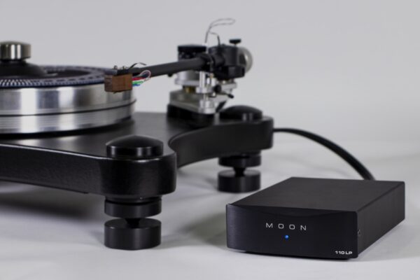 moon_110lp_v2vpi moon_110lp_v2vpi